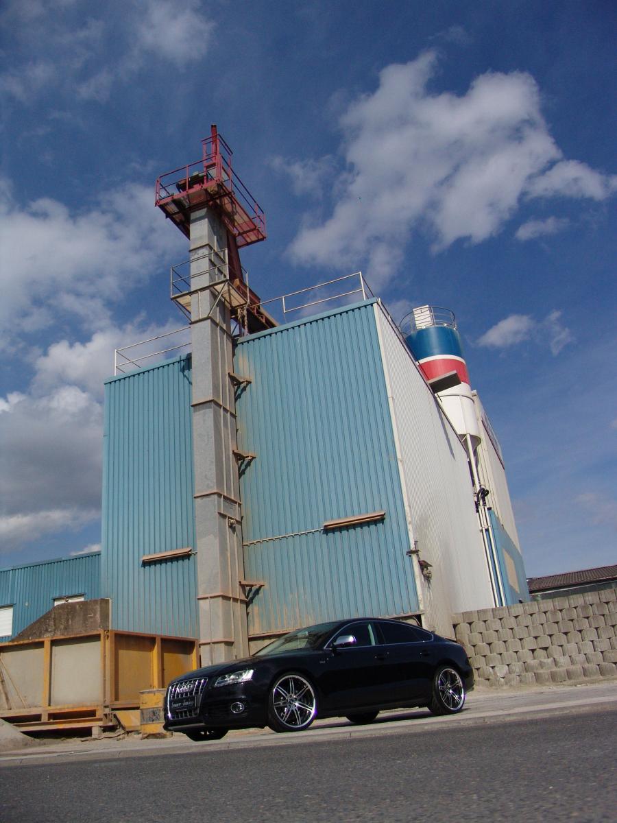  Audi S5 Sportsback by Senner Tuning 2010 года  (фото 14 из 20)
